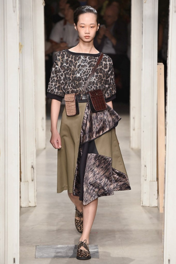 Fotoservizio/SS 2019/WOMEN/SFILATA/ANTONIO MARRAS/DP2/5