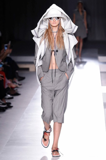 Fotoservizio/SS 2019/WOMEN/SFILATA/SPORTMAX/DP2/0
