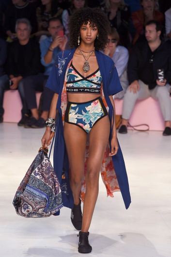 Fotoservizio/SS 2019/WOMEN/SFILATA/ETRO/DP2/7