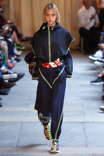 Fotoservizio/SS 2019/WOMEN/SFILATA/ICEBERG/DP2/7