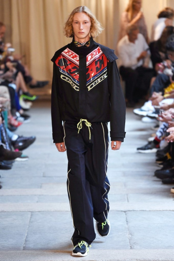 Fotoservizio/SS 2019/WOMEN/SFILATA/ICEBERG/DP2/8