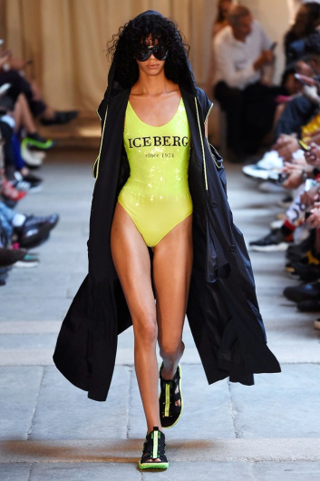 Fotoservizio/SS 2019/WOMEN/SFILATA/ICEBERG/DP2/9
