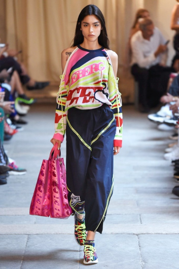 Fotoservizio/SS 2019/WOMEN/SFILATA/ICEBERG/DP2/10