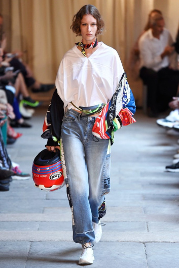 Fotoservizio/SS 2019/WOMEN/SFILATA/ICEBERG/DP2/0