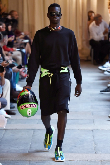Fotoservizio/SS 2019/WOMEN/SFILATA/ICEBERG/DP2/3