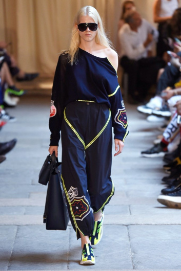 Fotoservizio/SS 2019/WOMEN/SFILATA/ICEBERG/DP2/5