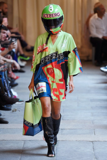 Fotoservizio/SS 2019/WOMEN/SFILATA/ICEBERG/DP2/4