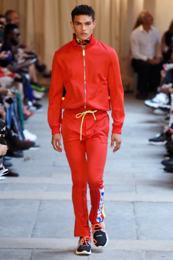 Fotoservizio/SS 2019/WOMEN/SFILATA/ICEBERG/DP2/1