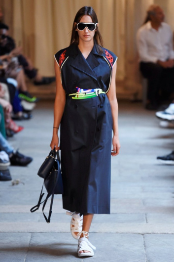 Fotoservizio/SS 2019/WOMEN/SFILATA/ICEBERG/DP2/1