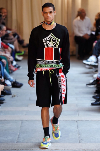Fotoservizio/SS 2019/WOMEN/SFILATA/ICEBERG/DP2/1