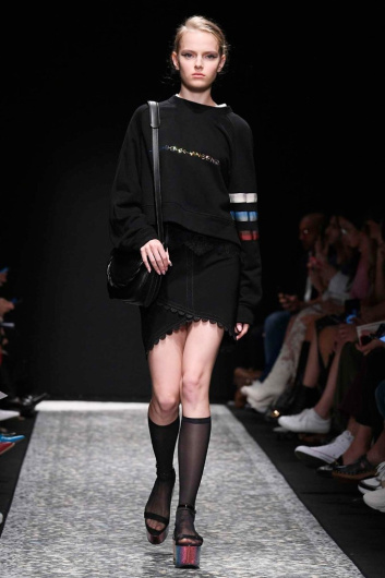 Fotoservizio/SS 2019/WOMEN/SFILATA/MARCO DE VINCENZO/DP2/5