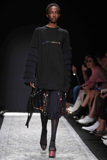 Fotoservizio/SS 2019/WOMEN/SFILATA/MARCO DE VINCENZO/DP2/6