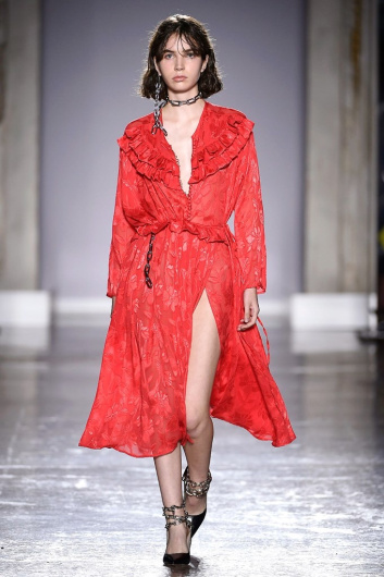 Fotoservizio/SS 2019/WOMEN/SFILATA/ACT N°1/DP2/7