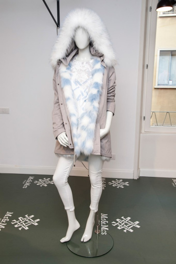 Fotoservizio/FW 19-20/WOMEN/PRESENTAZIONE/MR & MRS ITALY/DP2/11