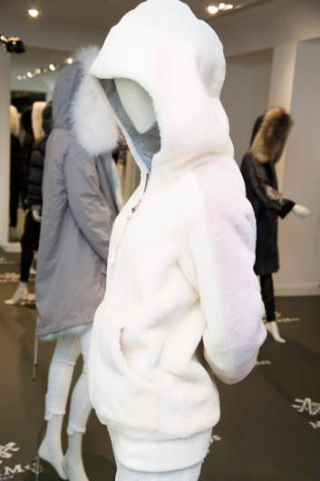 Fotoservizio/FW 19-20/WOMEN/PRESENTAZIONE/MR & MRS ITALY/DP2/14
