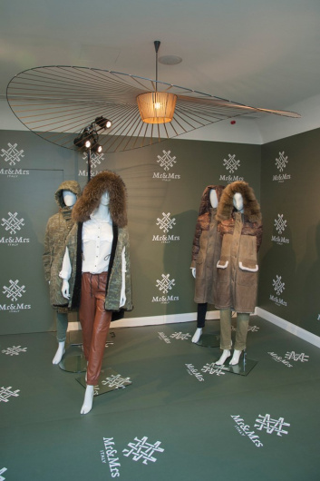 Fotoservizio/FW 19-20/WOMEN/PRESENTAZIONE/MR & MRS ITALY/DP2/35