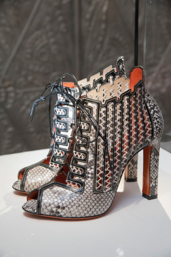 Fotoservizio/FW 19-20/WOMEN/PRESENTAZIONE/SANTONI/DP2/16