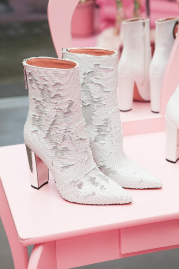 Fotoservizio/FW 19-20/WOMEN/PRESENTAZIONE/JF LONDON/DP2/6