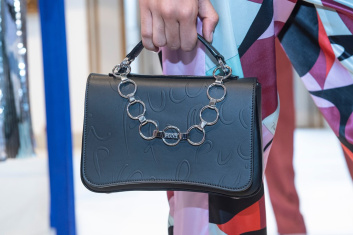 Fotoservizio/FW 19-20/WOMEN/PRESENTAZIONE/EMILIO PUCCI/DP2/16