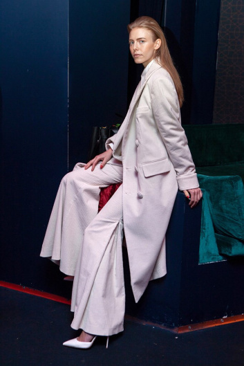 Fotoservizio/FW 19-20/WOMEN/PRESENTAZIONE/SARA BATTAGLIA/DP2/0