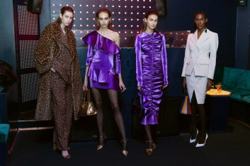 Fotoservizio/FW 19-20/WOMEN/PRESENTAZIONE/SARA BATTAGLIA/DP2/12