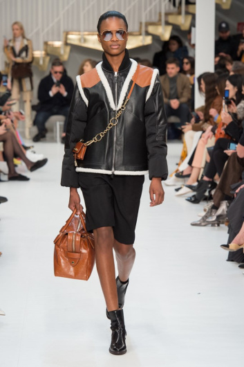 Fotoservizio/FW 19-20/WOMEN/SFILATA/TOD'S/DP2/9