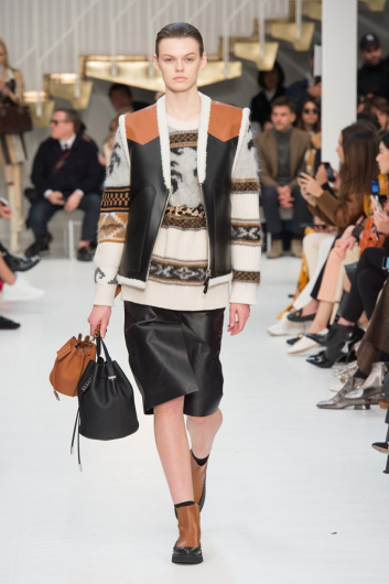Fotoservizio/FW 19-20/WOMEN/SFILATA/TOD'S/DP2/11