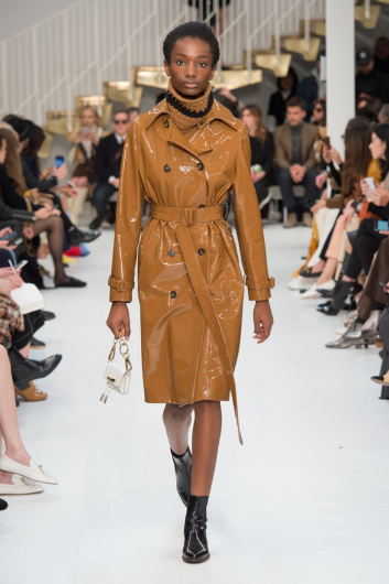 Fotoservizio/FW 19-20/WOMEN/SFILATA/TOD'S/DP2/0