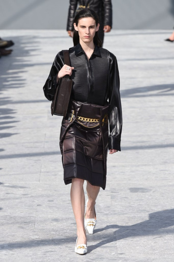 Fotoservizio/FW 19-20/WOMEN/SFILATA/BOTTEGA VENETA/DP2/1