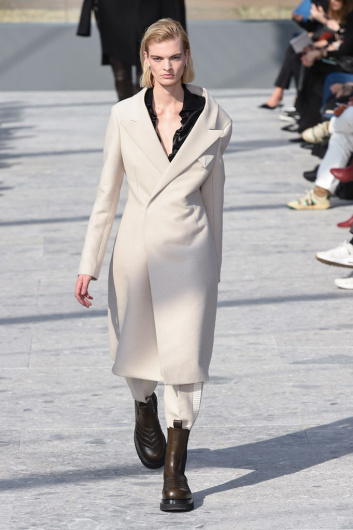 Fotoservizio/FW 19-20/WOMEN/SFILATA/BOTTEGA VENETA/DP2/8