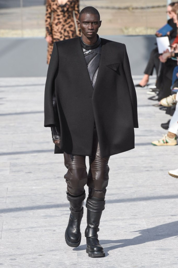 Fotoservizio/FW 19-20/WOMEN/SFILATA/BOTTEGA VENETA/DP2/9