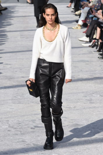 Fotoservizio/FW 19-20/WOMEN/SFILATA/BOTTEGA VENETA/DP2/4