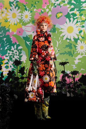 Fotoservizio/FW 19-20/WOMEN/SFILATA/MONCLER/DP2/3