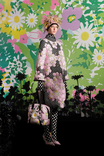 Fotoservizio/FW 19-20/WOMEN/SFILATA/MONCLER/DP2/6