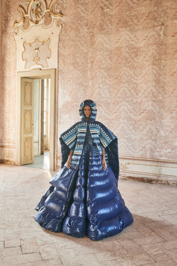 Fotoservizio/FW 19-20/WOMEN/SFILATA/MONCLER/DP2/26