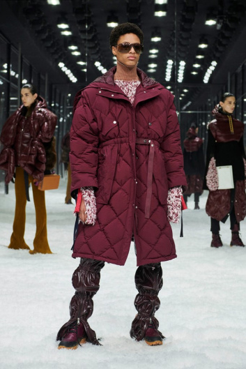 Fotoservizio/FW 19-20/WOMEN/SFILATA/MONCLER/DP2/69