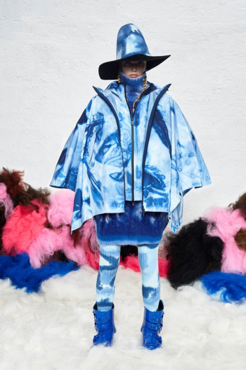Fotoservizio/FW 19-20/WOMEN/SFILATA/MONCLER/DP2/76