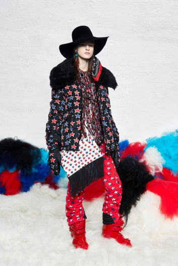 Fotoservizio/FW 19-20/WOMEN/SFILATA/MONCLER/DP2/89