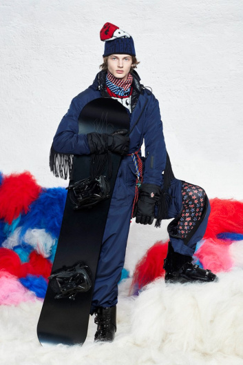 Fotoservizio/FW 19-20/WOMEN/SFILATA/MONCLER/DP2/91