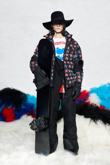 Fotoservizio/FW 19-20/WOMEN/SFILATA/MONCLER/DP2/86