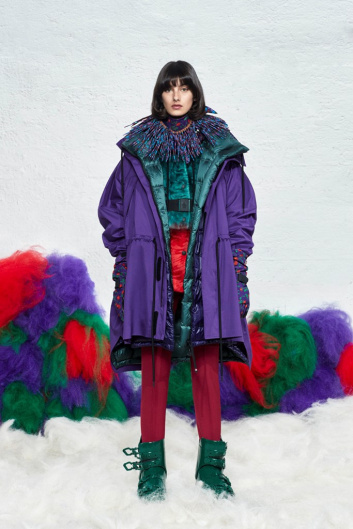 Fotoservizio/FW 19-20/WOMEN/SFILATA/MONCLER/DP2/108