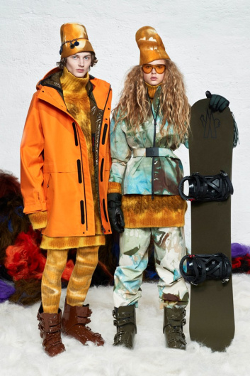 Fotoservizio/FW 19-20/WOMEN/SFILATA/MONCLER/DP2/104