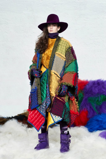 Fotoservizio/FW 19-20/WOMEN/SFILATA/MONCLER/DP2/106
