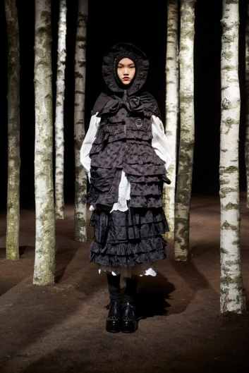 Fotoservizio/FW 19-20/WOMEN/SFILATA/MONCLER/DP2/119