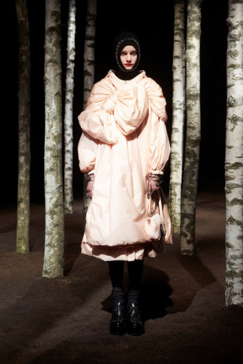 Fotoservizio/FW 19-20/WOMEN/SFILATA/MONCLER/DP2/113