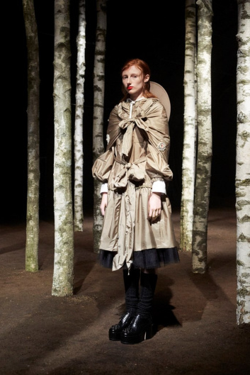 Fotoservizio/FW 19-20/WOMEN/SFILATA/MONCLER/DP2/129