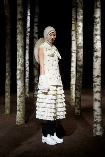 Fotoservizio/FW 19-20/WOMEN/SFILATA/MONCLER/DP2/130
