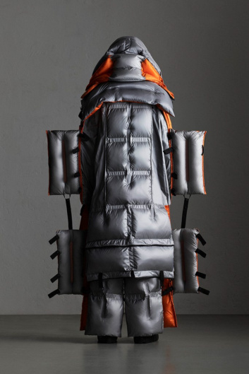 Fotoservizio/FW 19-20/WOMEN/SFILATA/MONCLER/DP2/137