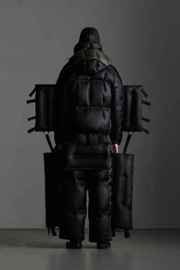 Fotoservizio/FW 19-20/WOMEN/SFILATA/MONCLER/DP2/149