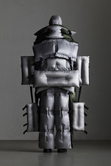 Fotoservizio/FW 19-20/WOMEN/SFILATA/MONCLER/DP2/143